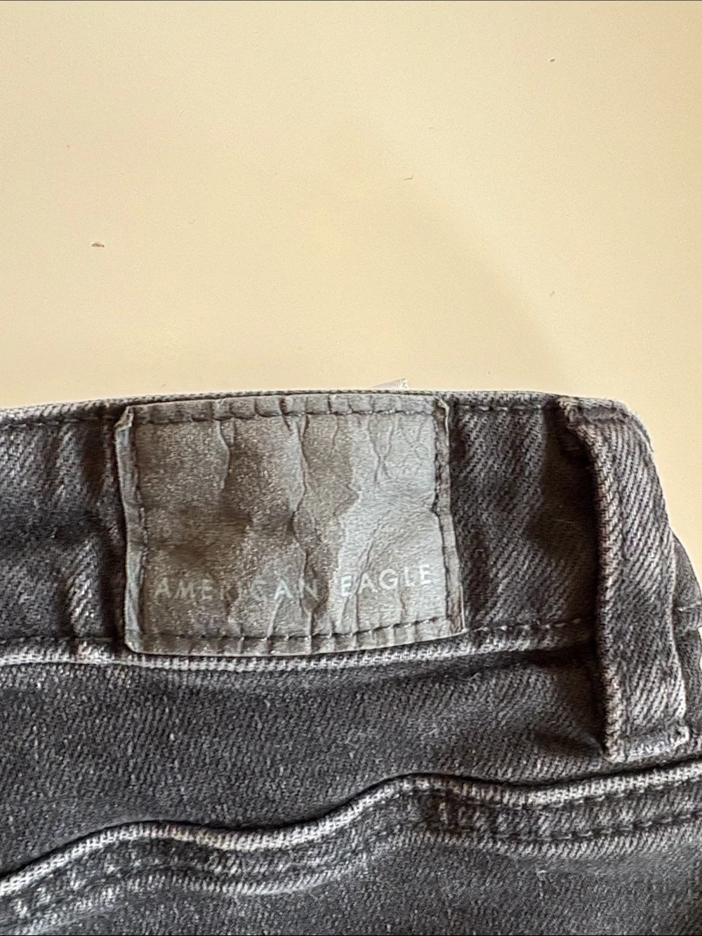 American Eagle Outfitters Black High-Rise Distressed Denim Shorts size 0